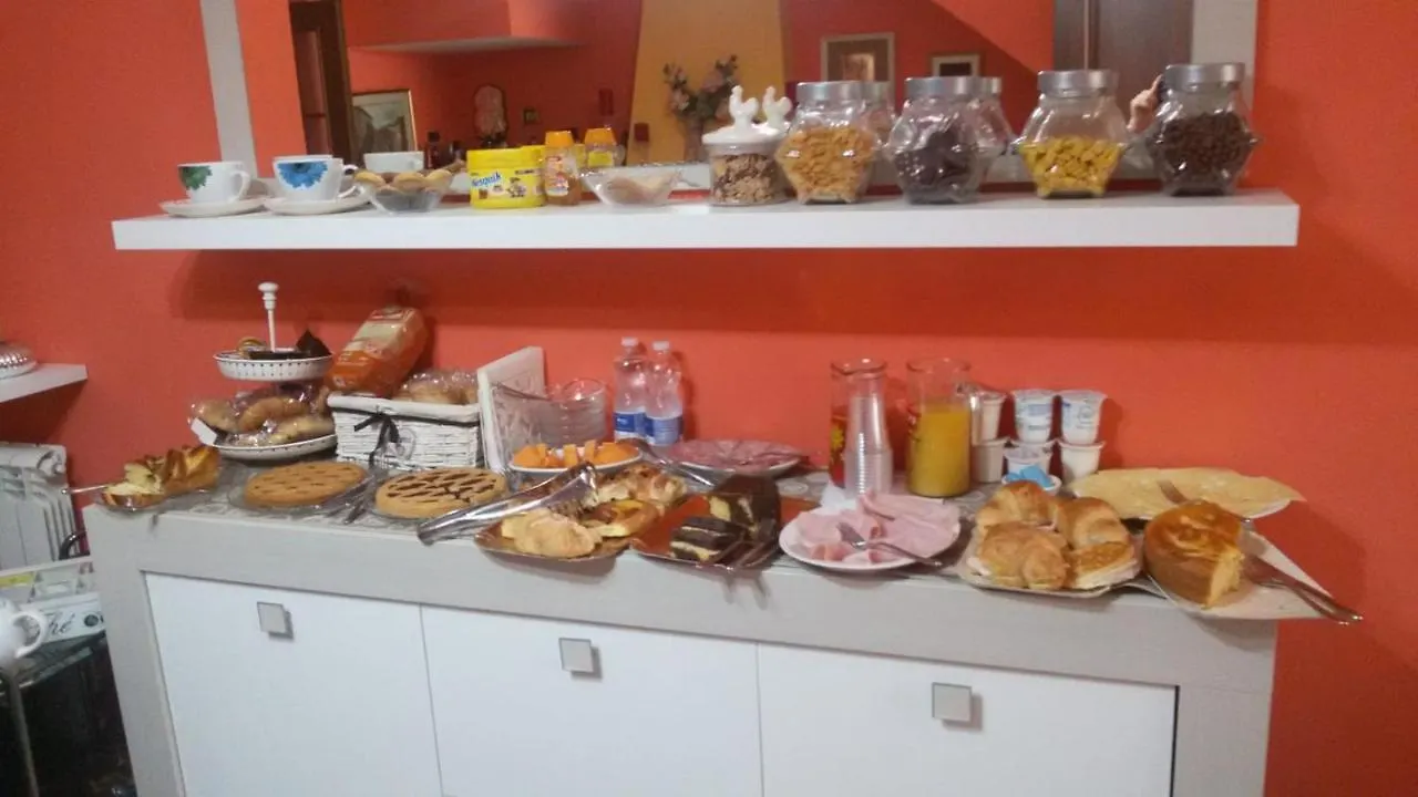 Bed and Breakfast Da Laura Lucca Italia