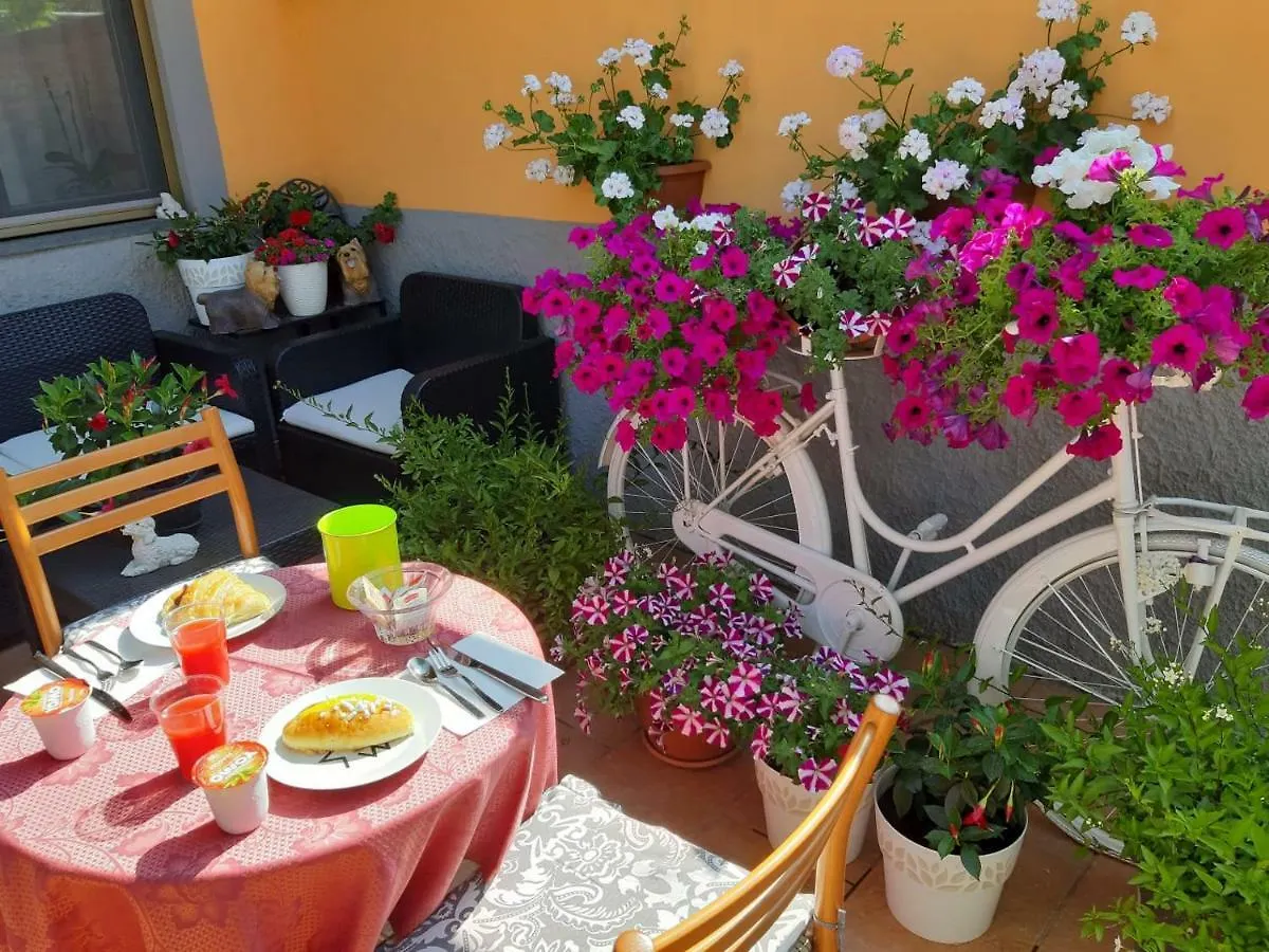 Bed and Breakfast Da Laura Lucca